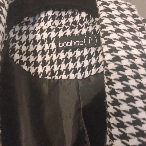 Beautiful Houndstooth Blazer - Picture 2 of 4